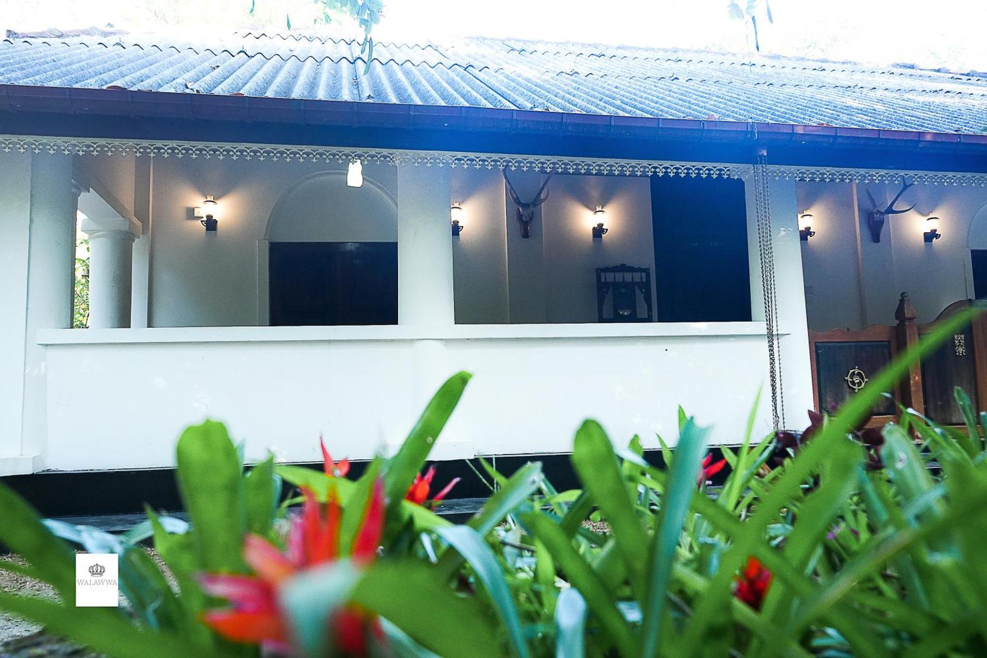 Walawwa Matale Hotel Exterior foto
